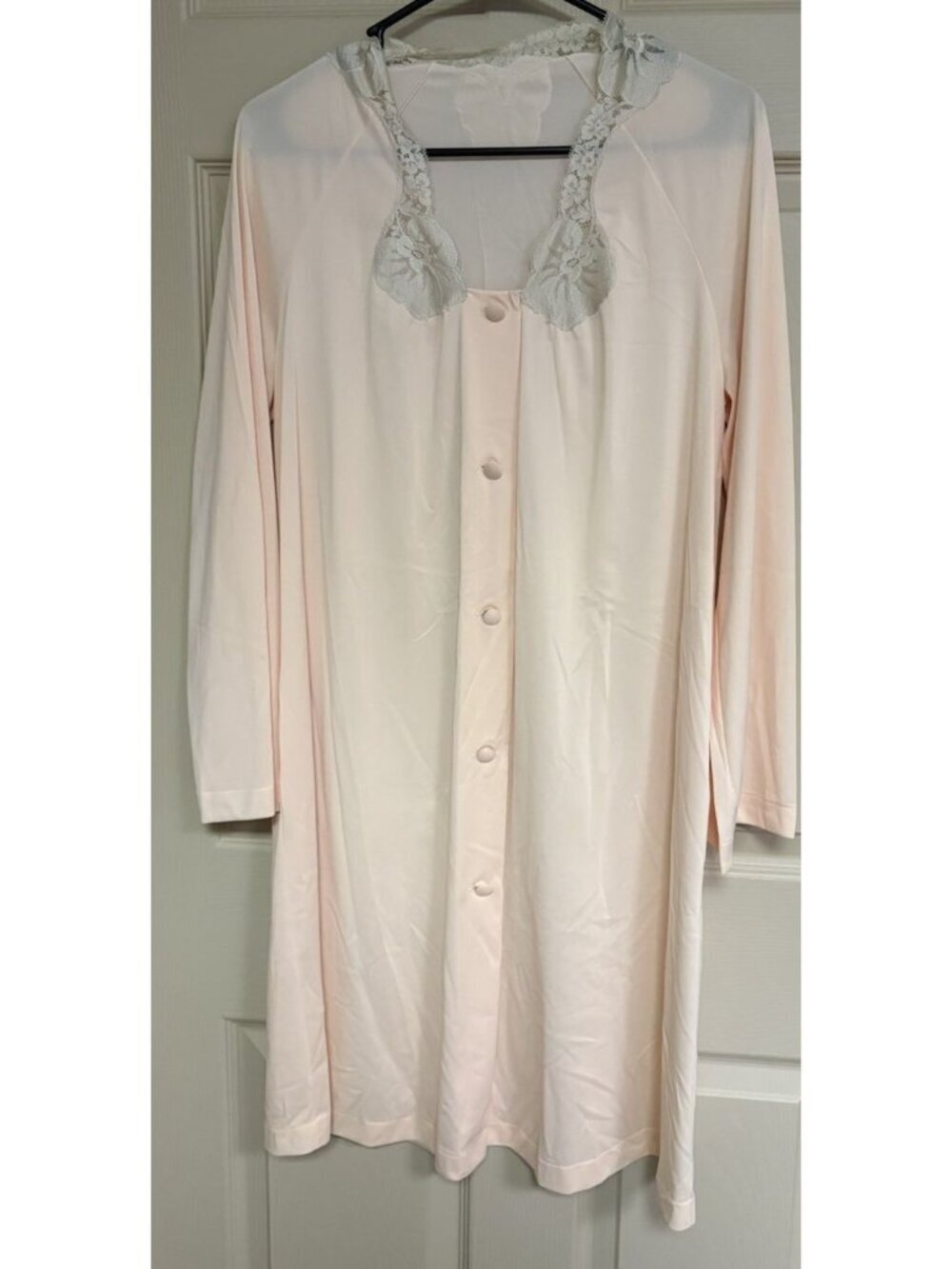 Vintage Vanity Fair Peach Lace Nylon Button-Up Robe Medium USA Sheer Size 34